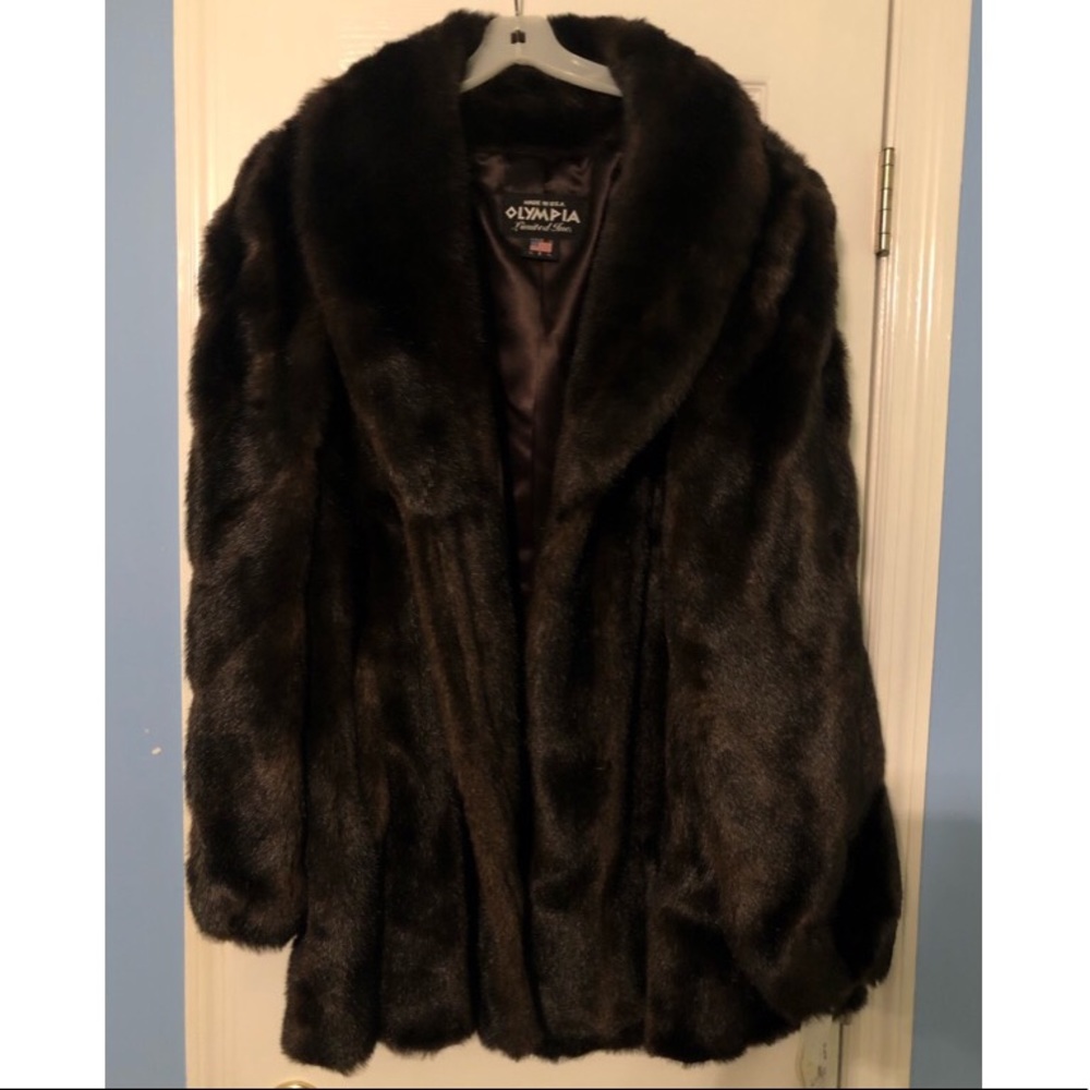 NWT Genuine Vintage Faux Fur Coat